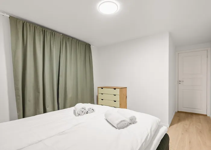 Scandinavian Design In Authentic Nordnes Apartament