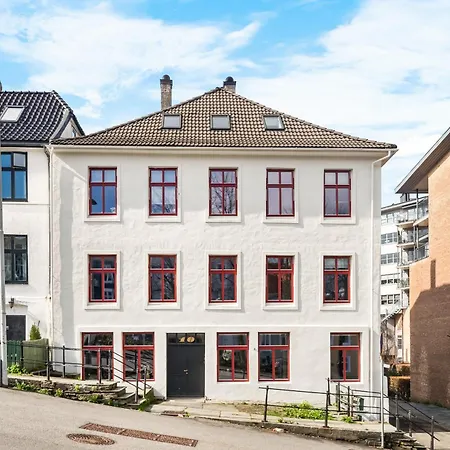 Апартаменти Scandinavian Design In Authentic Nordnes Берген