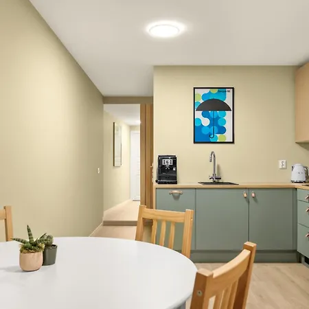 Апартаменти Scandinavian Design In Authentic Nordnes