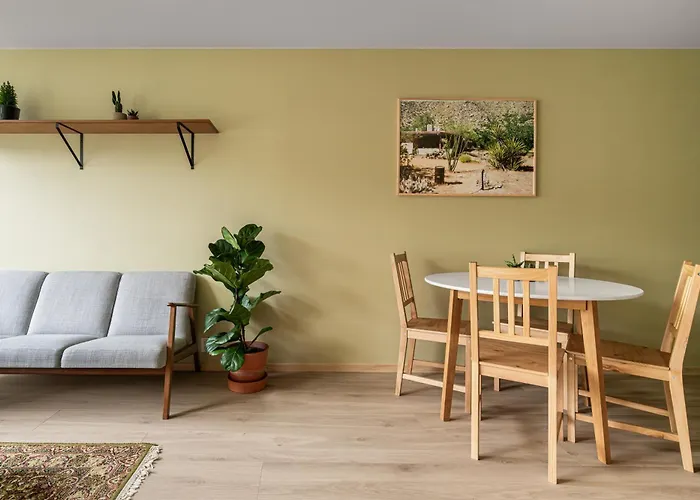 Apartment Scandinavian Design In Authentic Nordnes Bergen